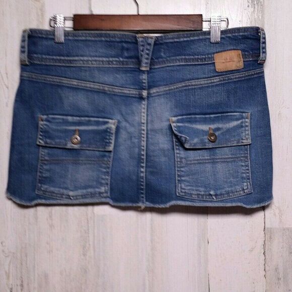 Sicko 19 by Pull & Bear Denim Mini Skirt Size 28 - Picture 4 of 8